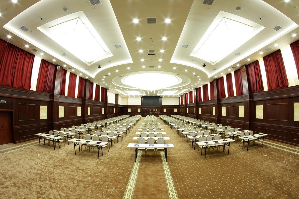Golden Palace Hotel Resort & Spa Gl Tsaghkadzor Exterior foto