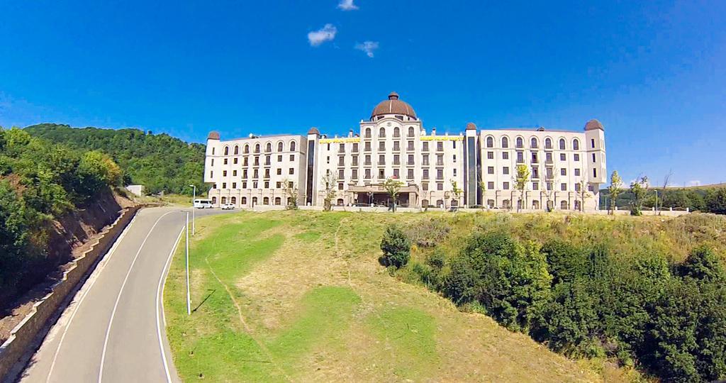 Golden Palace Hotel Resort & Spa Gl Tsaghkadzor Exterior foto